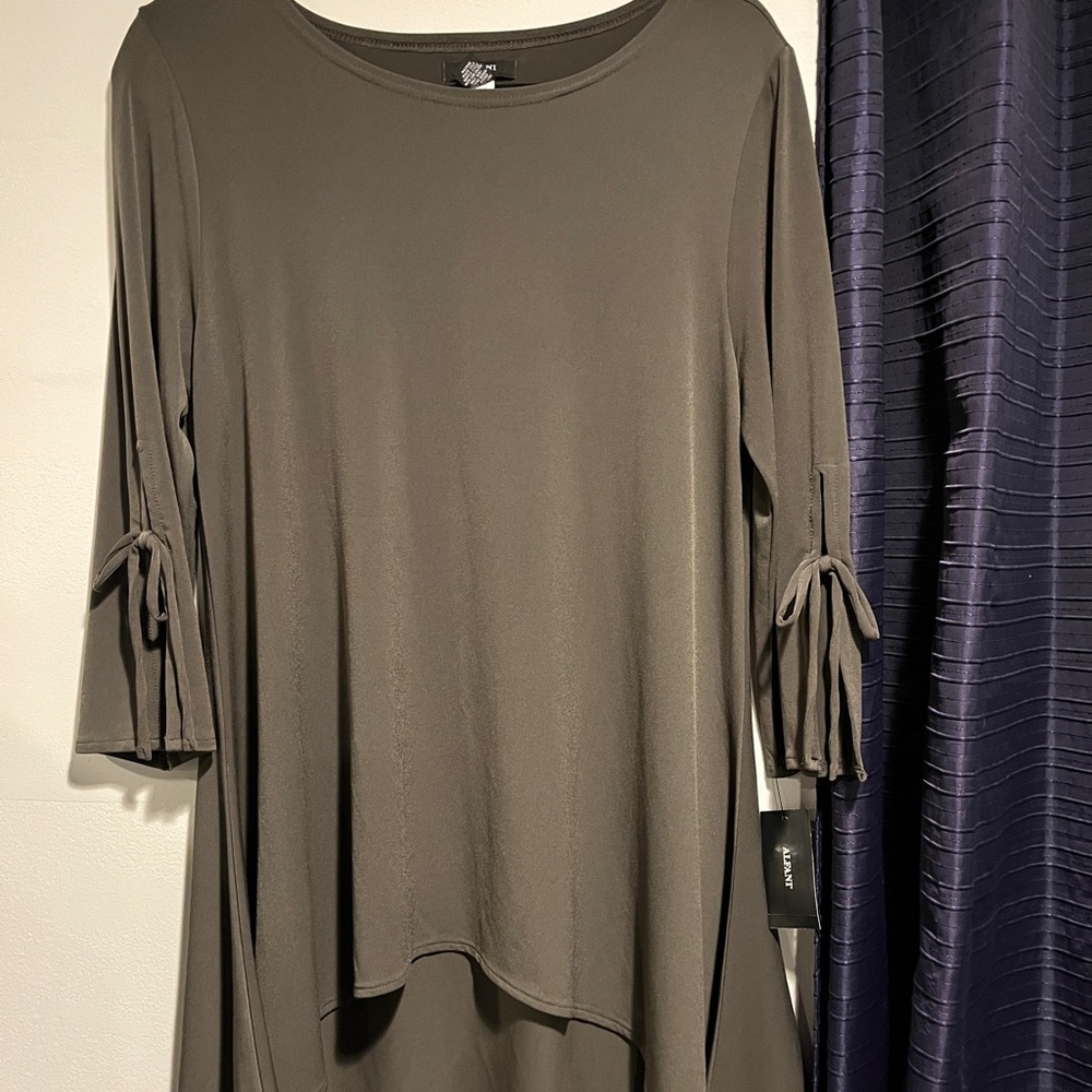 Chic Olive Women's Tunic Top